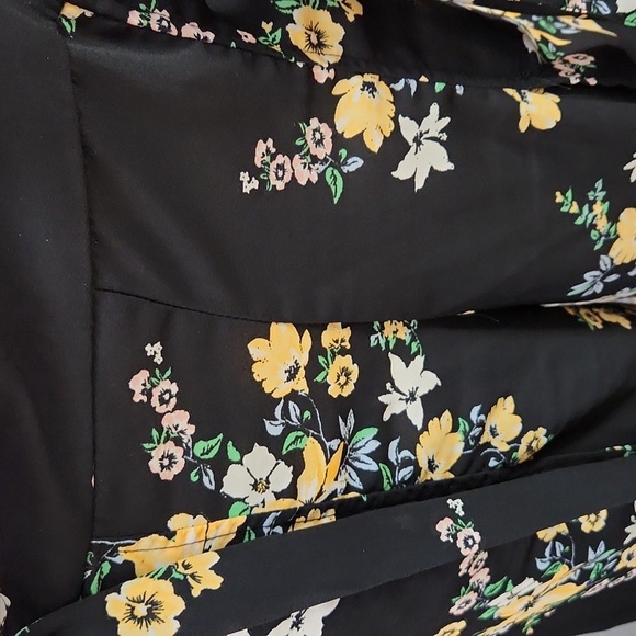 Divided H&M high slit black floral flowy pants sheer fabric size 12 SHEER - Picture 5 of 11